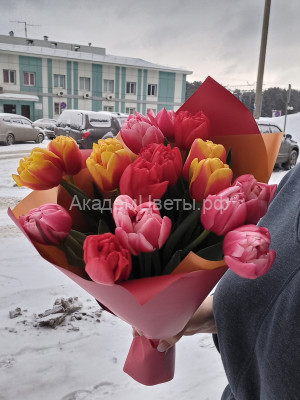 Букет тюльпанов АкадемВесна